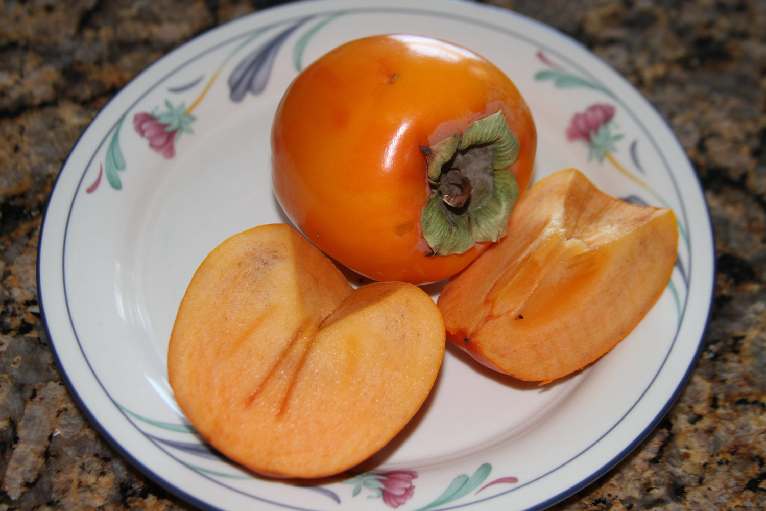 Fuyu Persimmon (Diospyros kaki)