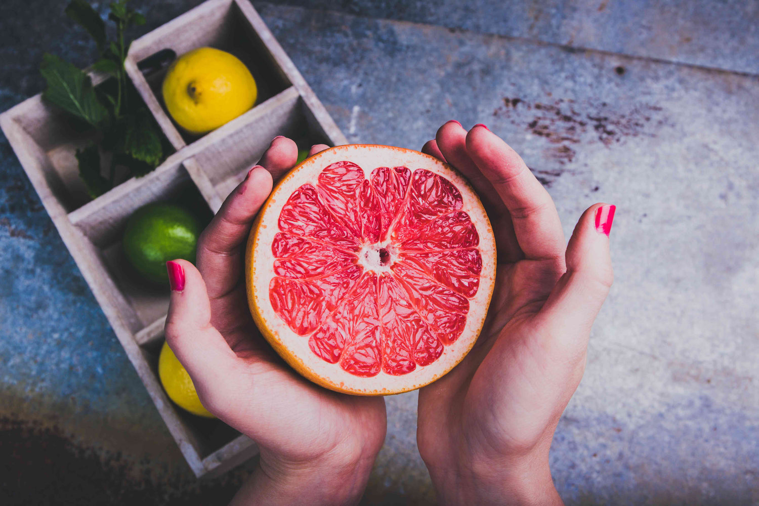 Grapefruit (Citrus × paradisi)