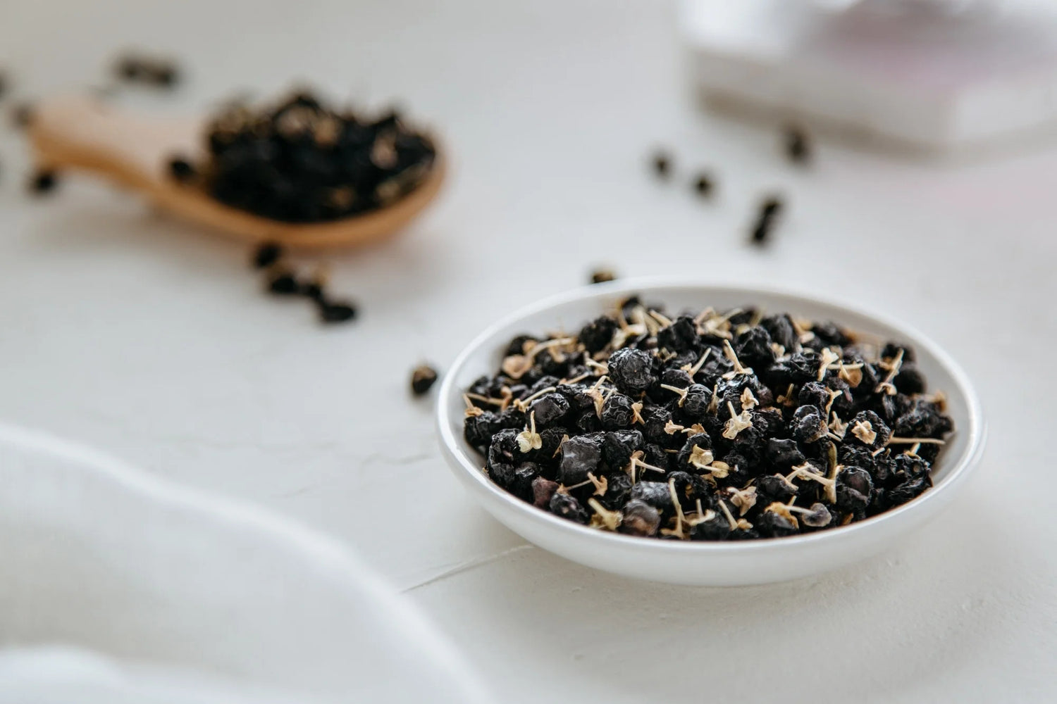 Black Goji Herb Seeds ( , Rare Chinese Medicinal Mispel Seeds)