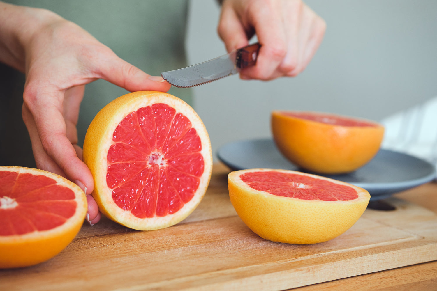 Grapefruit (Citrus × paradisi)