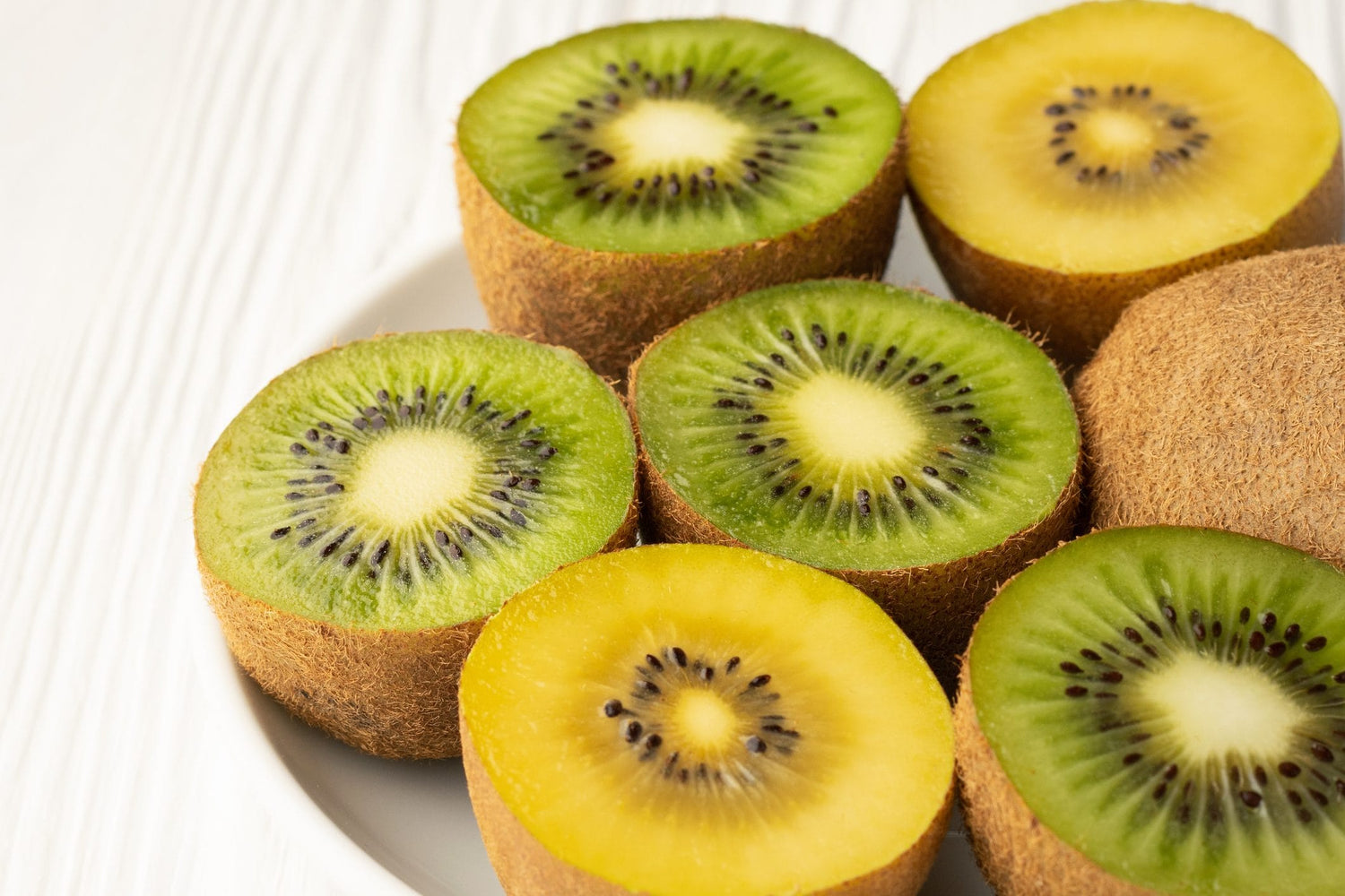 Golden Kiwi (Actinidia chinensis)